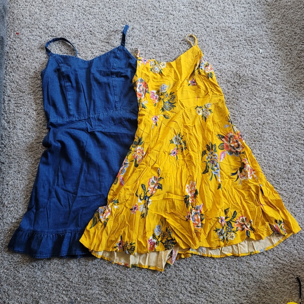 OLD NAVY size medium floral Yellow and Jean Blue women Dresses